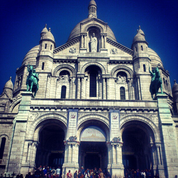 Ein Sonntag in Montmartre. Paris mal anders entdecken.