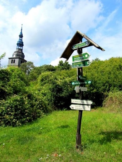 Der schiefe Turm von Bad Frankenhausen - Schräge Erinnerungen an die alte Heimat