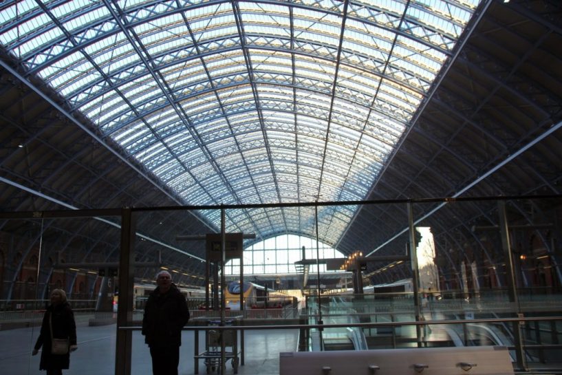 pancras bahnhalle