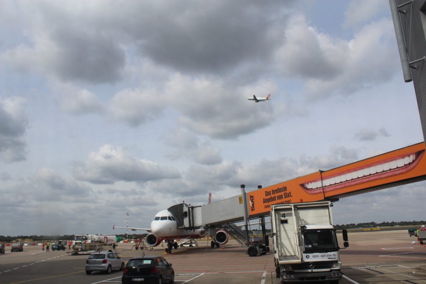 Flughafen Düsseldorf - die günstigsten Tipps rund ums ...