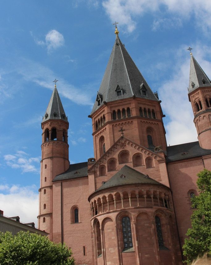 Warum Mainz als Sommer(lichter)-Ziel unbedingt auf deiner Städtereisenliste stehen sollte