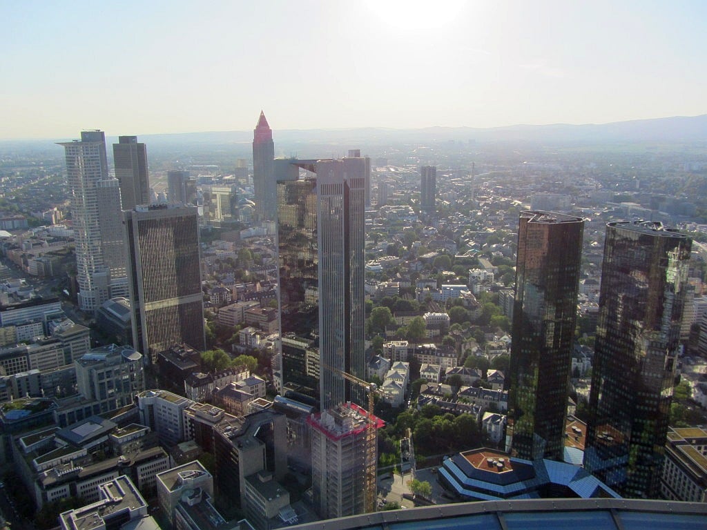 Übernachtung in Frankfurt am Main: Hotels für Stadt, Flughafen & Umland