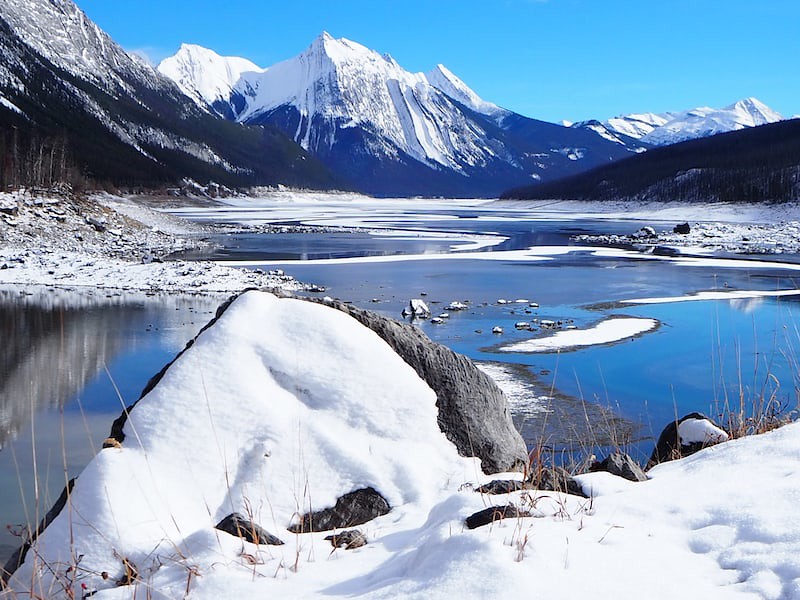 Winter in Kanada: Albertas Schnee-Landschaften rund um Edmonton und Jasper