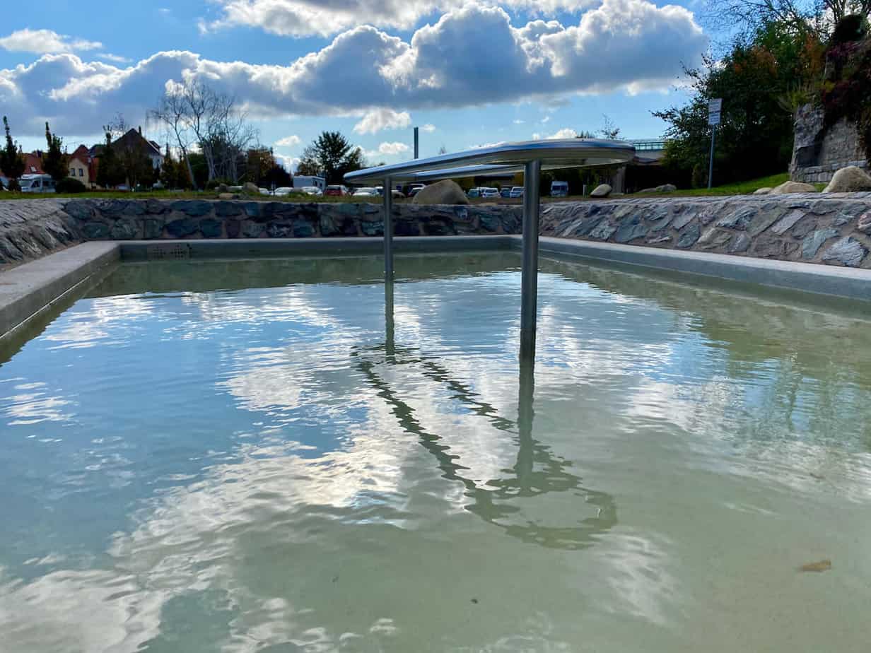 Kneippanlagen in Deutschland: Perfekte Orte für das erfrischende Wassertreten Kneippanlagen in Deutschland: Perfekte Orte für das erfrischende Wassertreten
