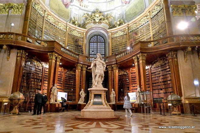 prunksaal-oesterreichische-nationalbibliothek