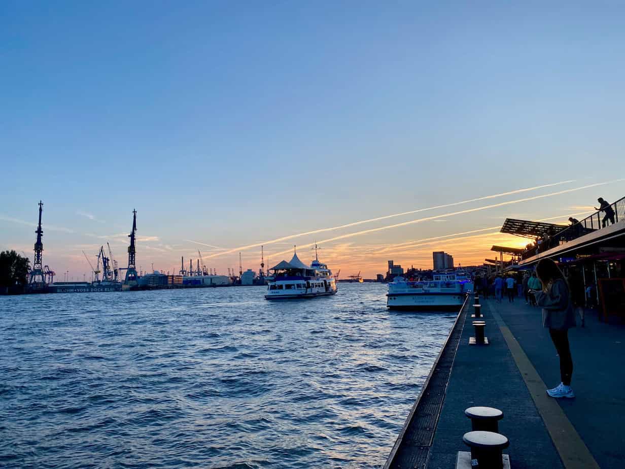 Hamburg zu Fuß erkunden - Spaziergänge durch die Hansestadt