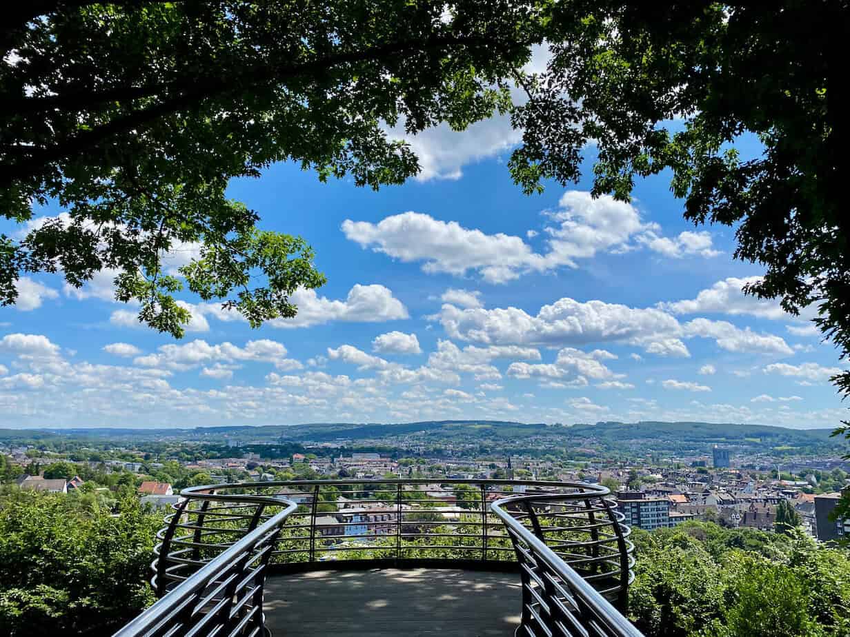 Ein Besuch in Wuppertal: Sehenswürdigkeiten rund um die Schwebebahn Ein Besuch in Wuppertal: Sehenswürdigkeiten rund um die Schwebebahn