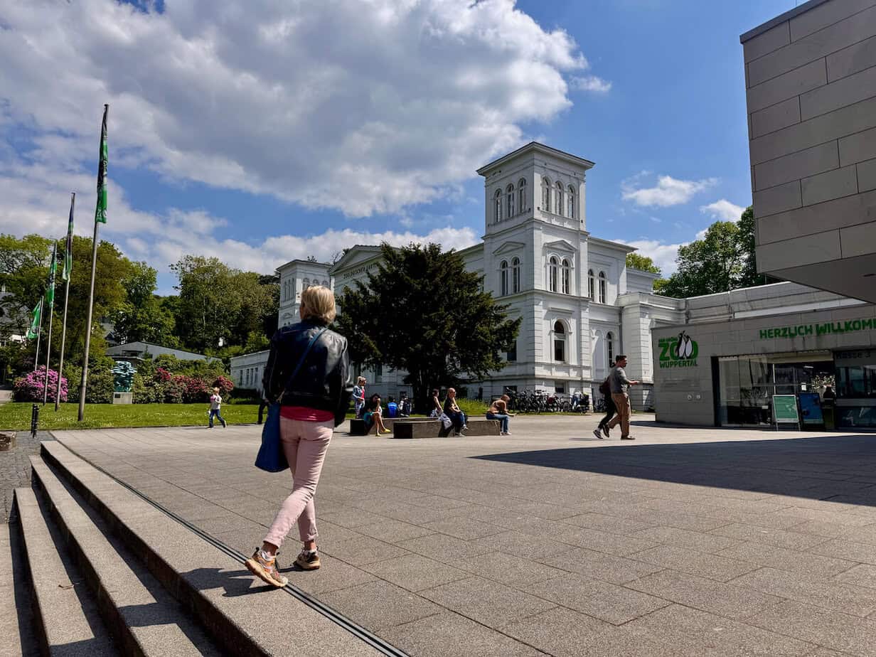 Ein Besuch in Wuppertal: Sehenswürdigkeiten rund um die Schwebebahn Ein Besuch in Wuppertal: Sehenswürdigkeiten rund um die Schwebebahn
