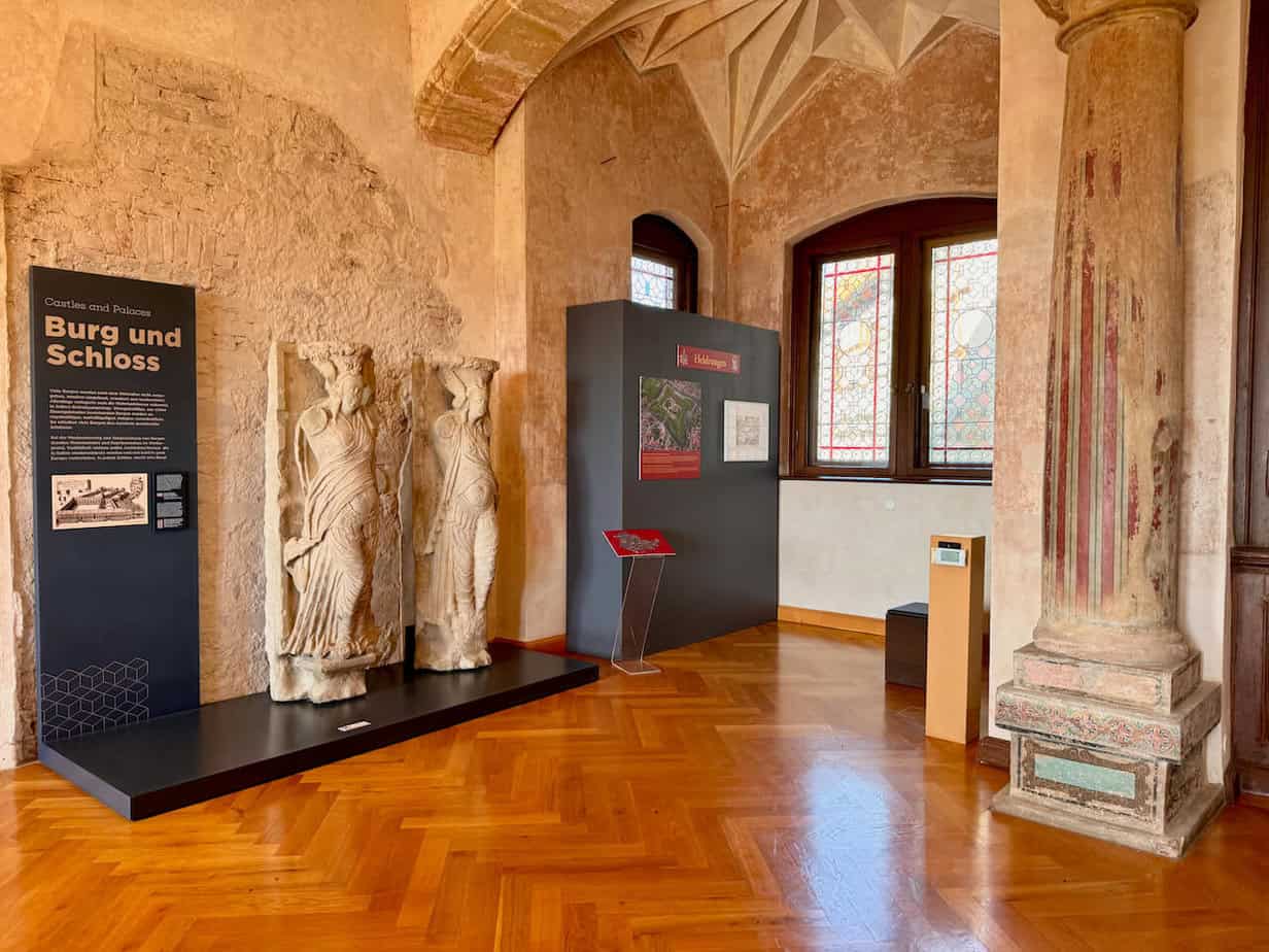Die schönsten Burgen und Schlösser in Thüringen - Meine Empfehlungen Burgen und Schlösser in Thüringen - mehr Infos im Burgenmuseum auf der Veste Heldburg