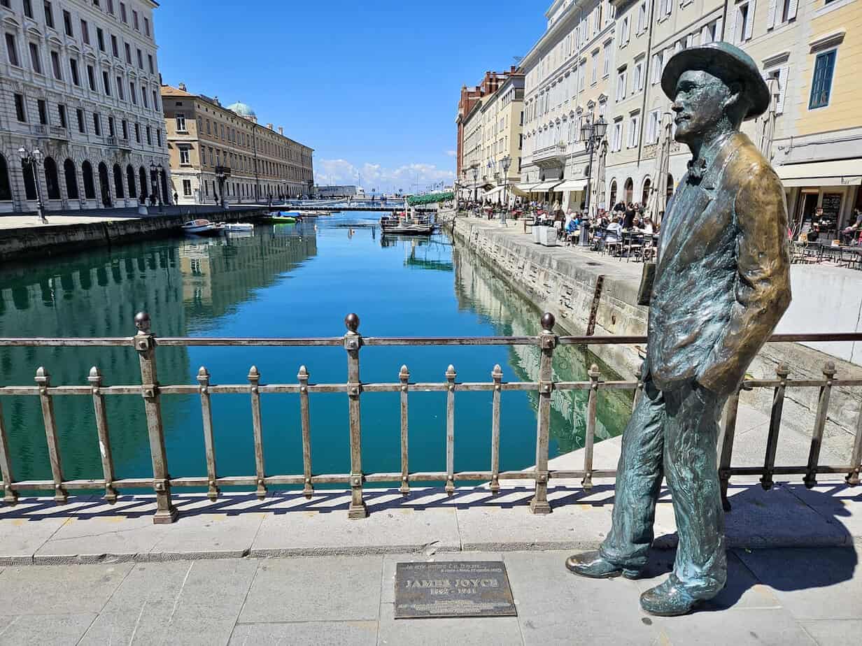 Vier Freundinnen in Triest - Ein Mädelstrip Vier Freundinnen in Triest - Ein Mädelstrip
