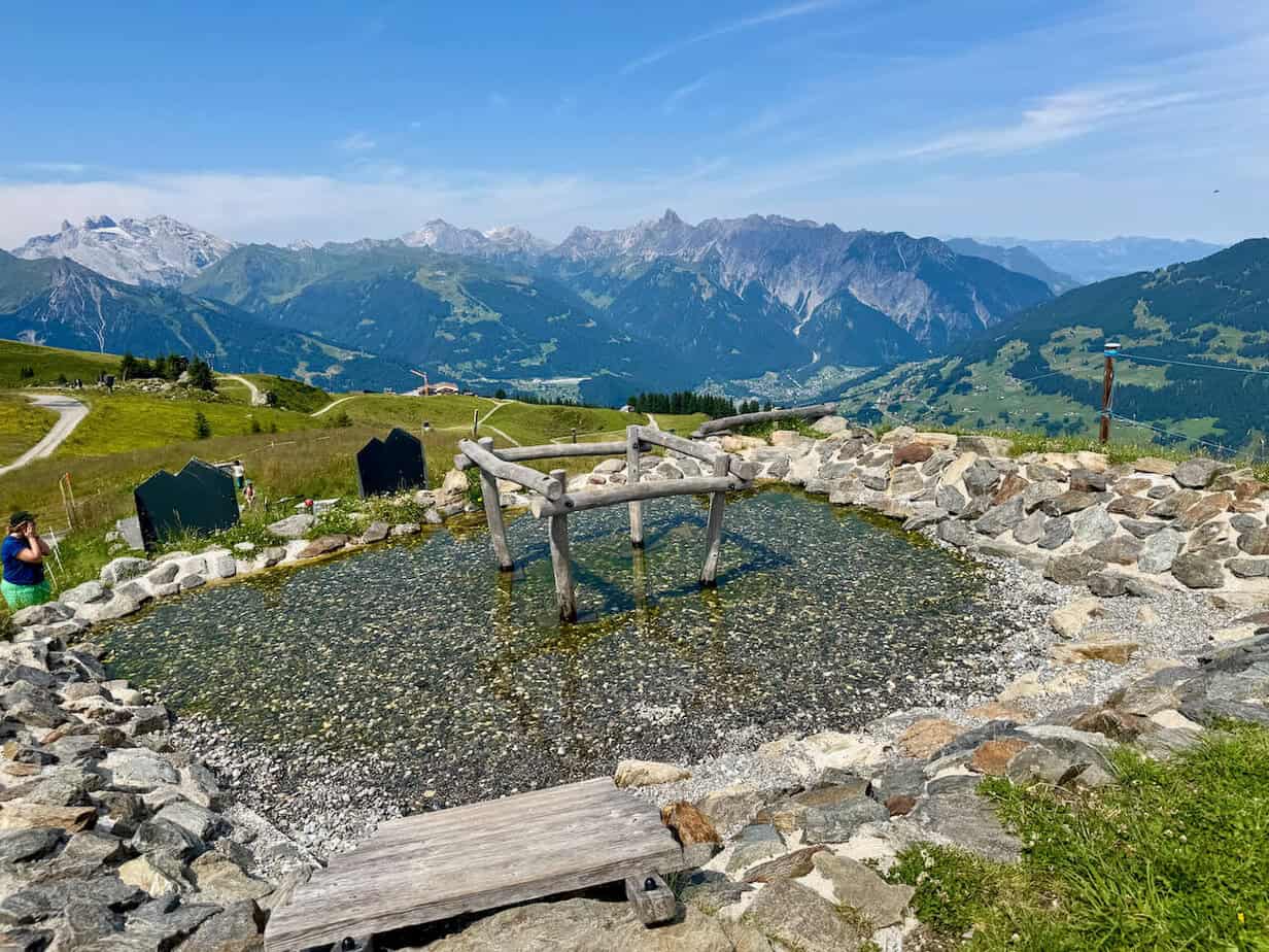 Kneippanlagen in Deutschland: Perfekte Orte für das erfrischende Wassertreten Kneippanlagen mit tollem Ausblick