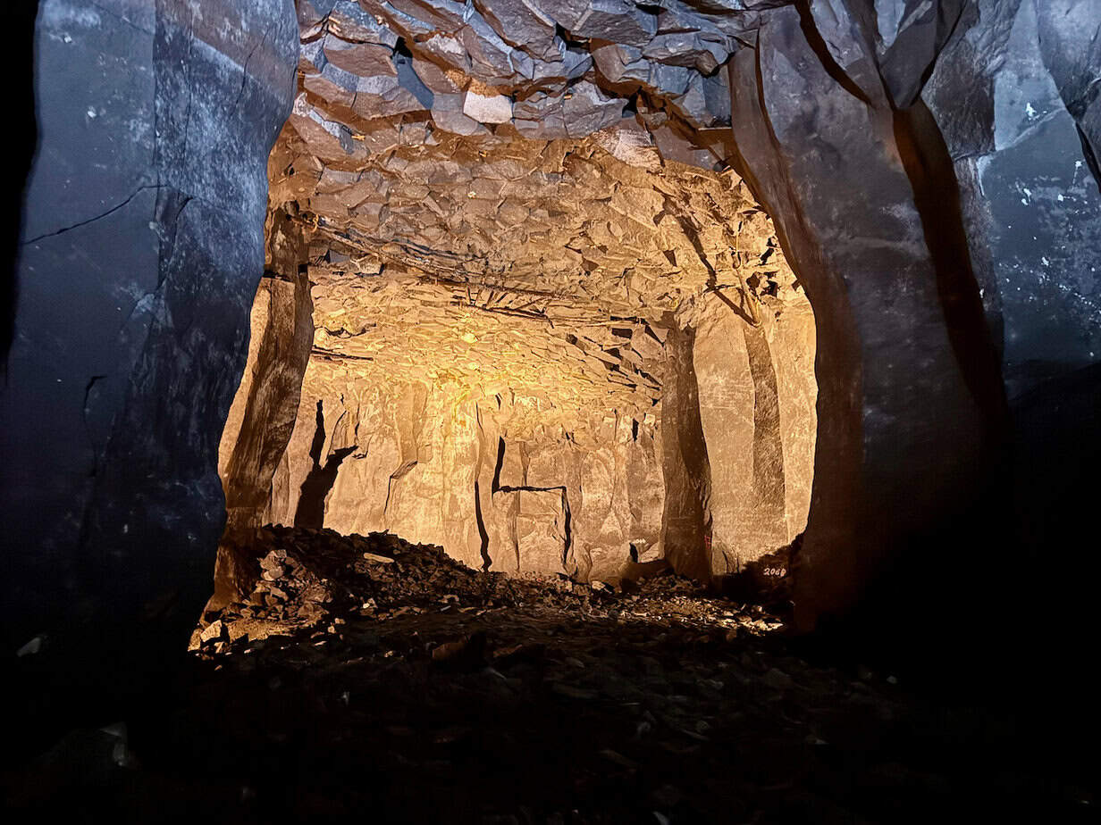 Unterirdische Sehenswürdigkeiten in Deutschland: Keller und U-Bahnen