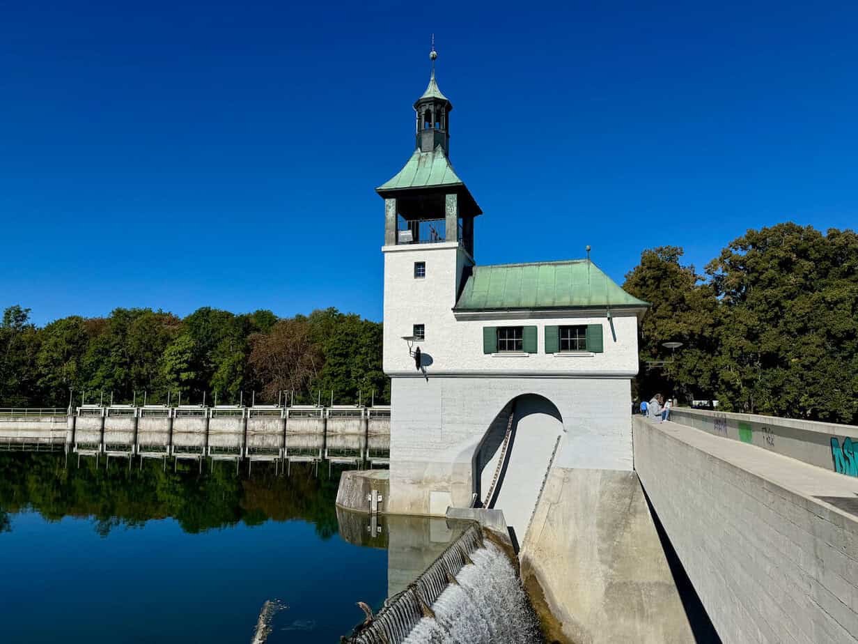 Mädelstour in Bayerisch-Schwaben zwischen Augsburg und Nördlingen Mädelstour in Bayerisch-Schwaben zwischen Augsburg und Nördlingen