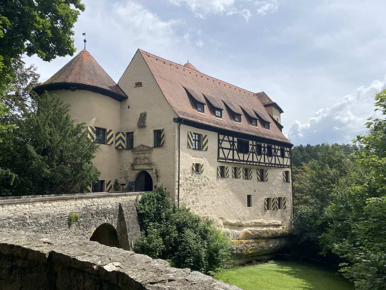 Zeitreise mal anders: Der Mittelaltermarkt auf Burg Rabenstein Zeitreise mal anders: Der Mittelaltermarkt auf Burg Rabenstein