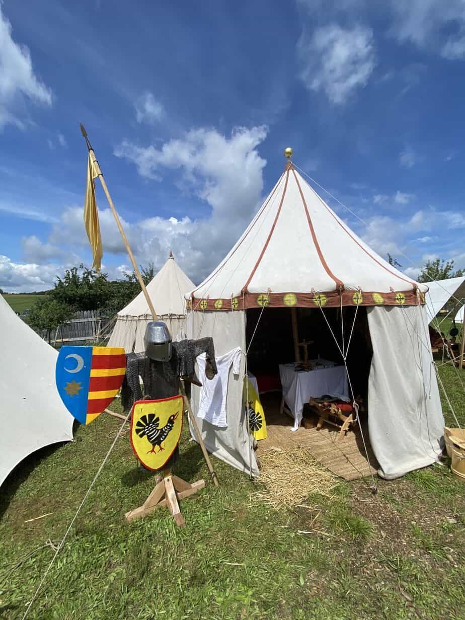 Zeitreise mal anders: Der Mittelaltermarkt auf Burg Rabenstein Zeitreise mal anders: Der Mittelaltermarkt auf Burg Rabenstein