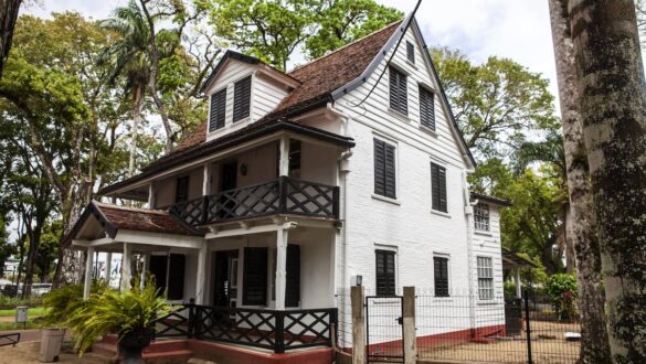haus in suriname