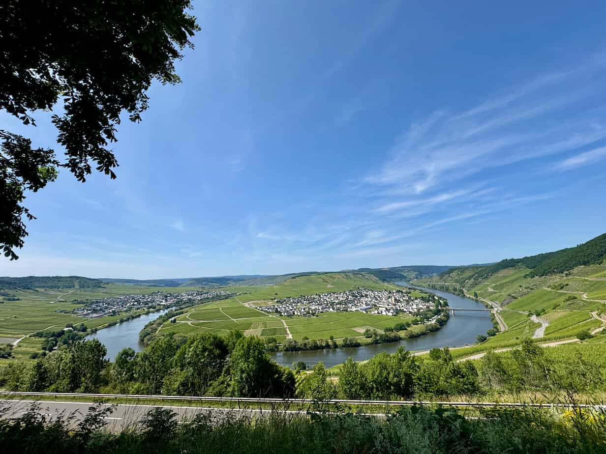 Ein Kurztrip nach Trittenheim - Geheimtipp an der Mittelmosel Trittenheim von oben