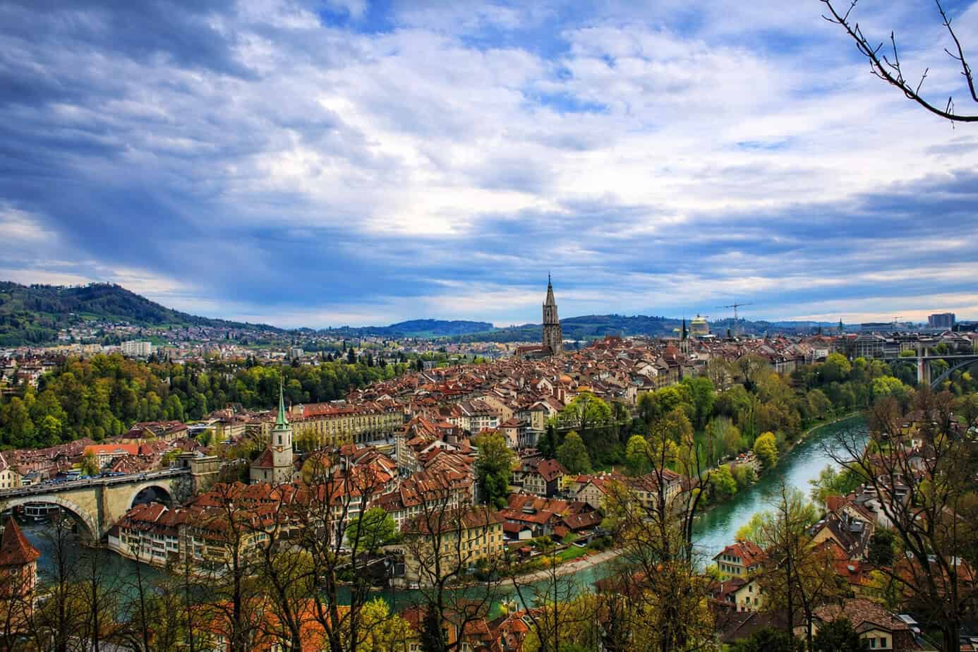 Schweiz mit der Bahn: Städtetrips Ausblick auf Bern