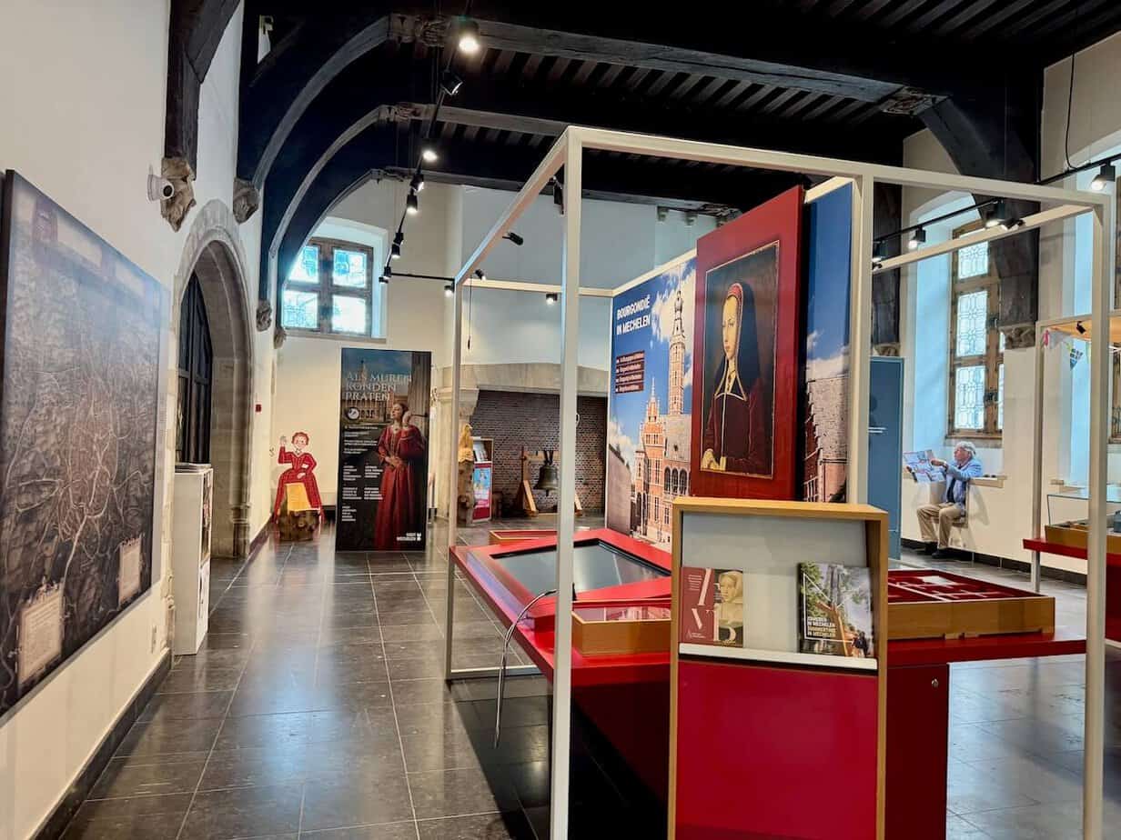 Die Burgunder in Mechelen: Besuch in der ehemaligen Hauptstadt der Niederlande Die Burgunder in Mechelen: Besuch in der ehemaligen Hauptstadt der Niederlande