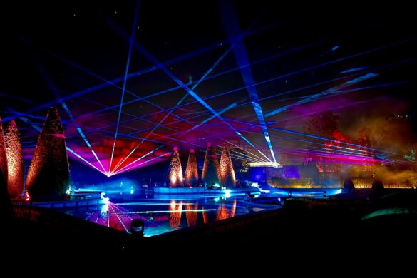 Ein Besuch beim Lichtkunstfestival Enchanted Gardens in Arcen